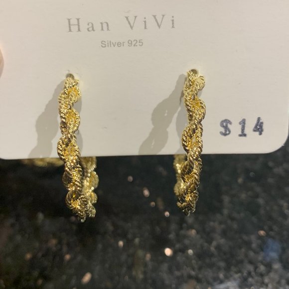 HOOP EARRING - Picture 3 of 4